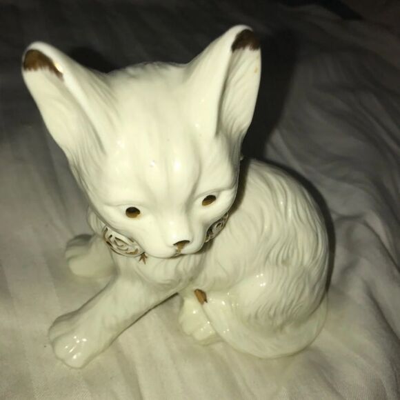 Chic gold white Cat statue trinket home house decoration office decor minimal - Picture 3 of 4